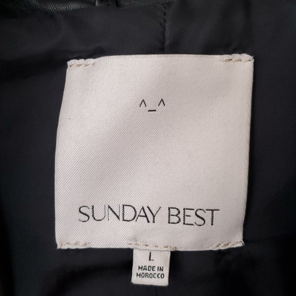 Leather jacket - Picture 2 of 11